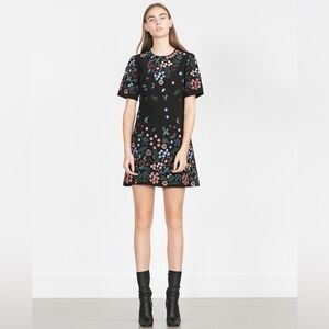 Zara Black Embroidered Floral Mini Dress Bloggers Fave Sz XS‎